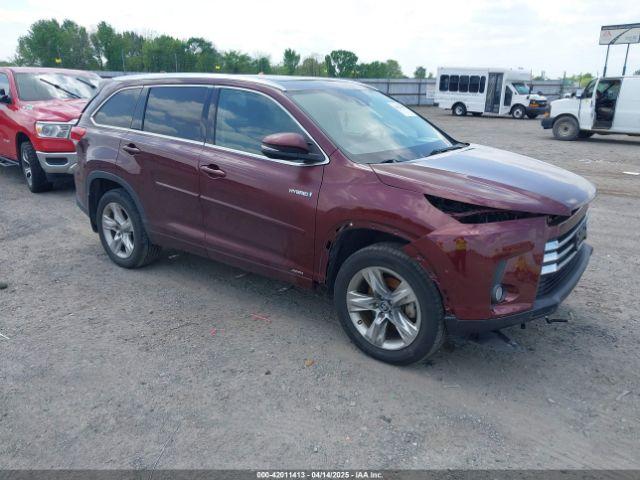  Salvage Toyota Highlander