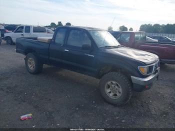  Salvage Toyota Tacoma