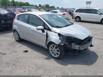 Salvage Ford Fiesta