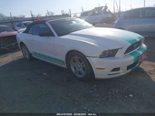  Salvage Ford Mustang
