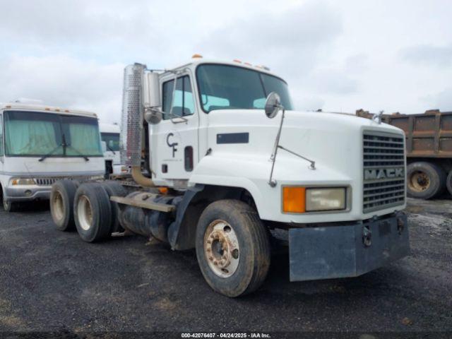 Salvage Mack 600
