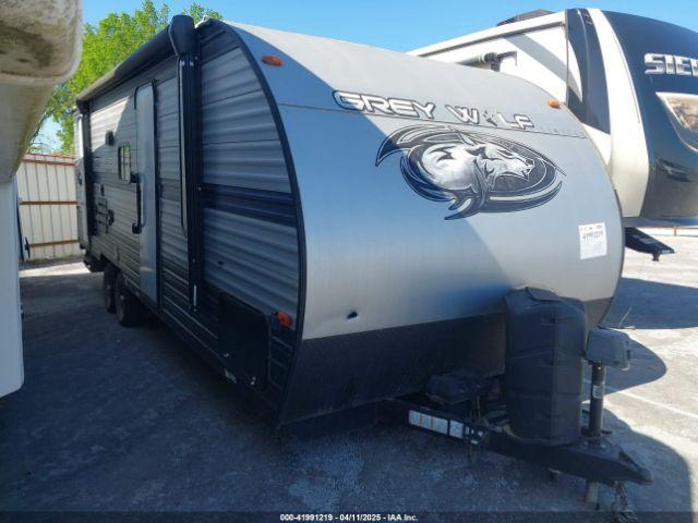  Salvage Grand Aire Camper
