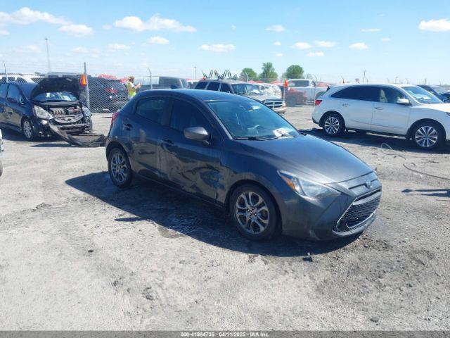  Salvage Toyota Yaris