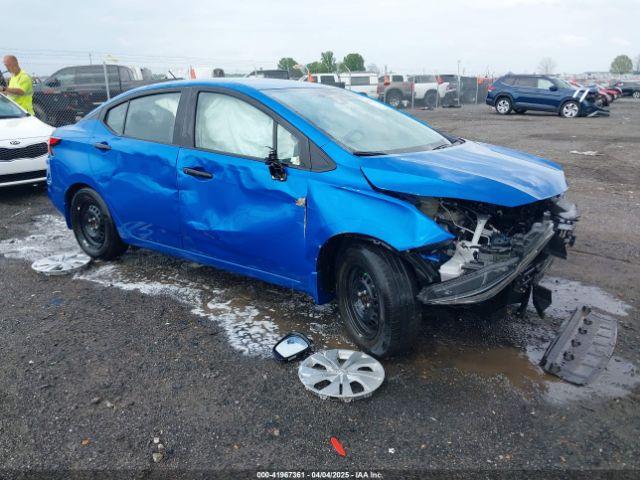  Salvage Nissan Versa
