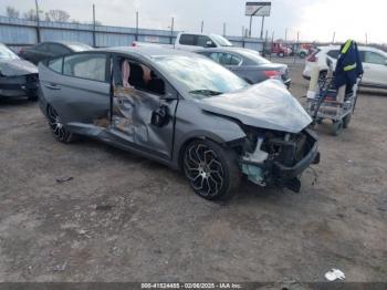 Salvage Hyundai ELANTRA