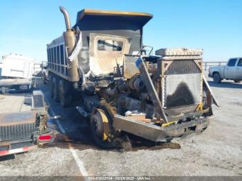  Salvage Freightliner Flc