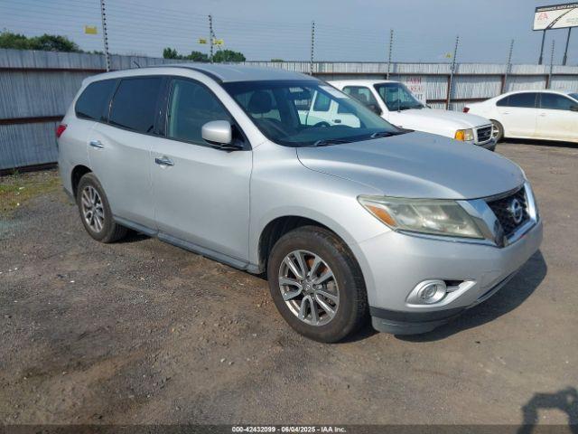  Salvage Nissan Pathfinder