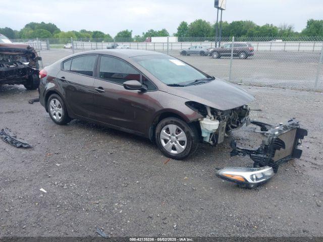  Salvage Kia Forte