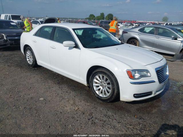  Salvage Chrysler 300