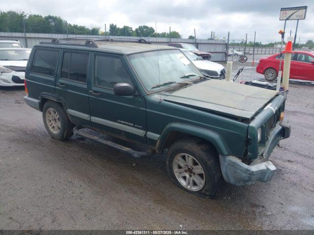  Salvage Jeep Cherokee