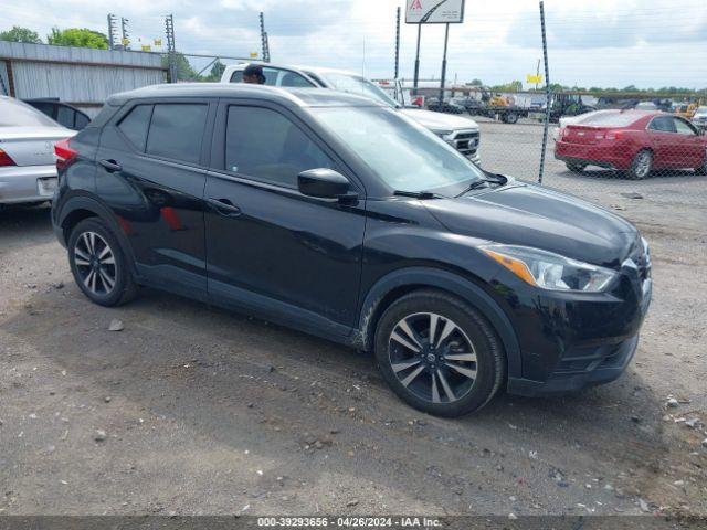  Salvage Nissan Kicks