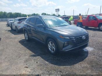  Salvage Hyundai TUCSON