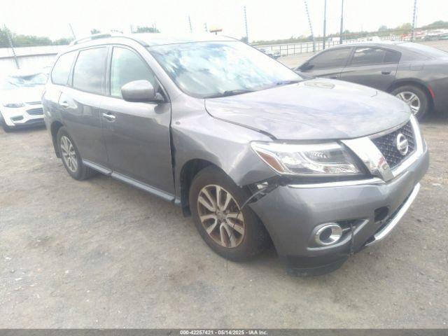 Salvage Nissan Pathfinder