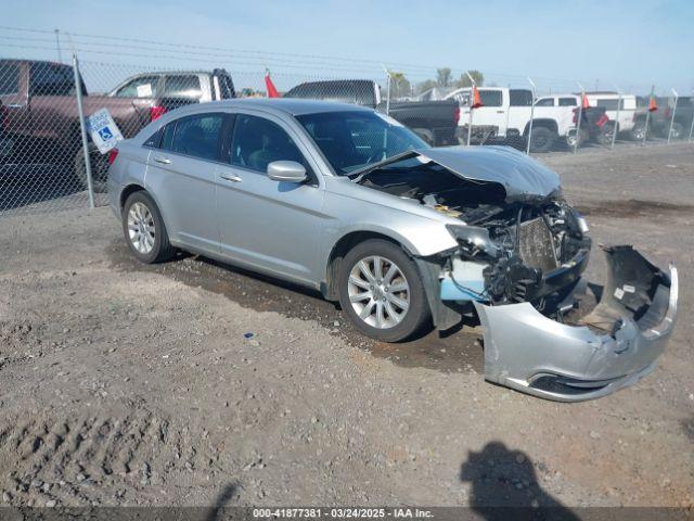  Salvage Chrysler 200