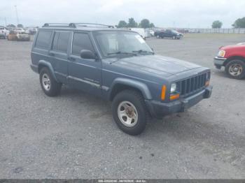  Salvage Jeep Cherokee