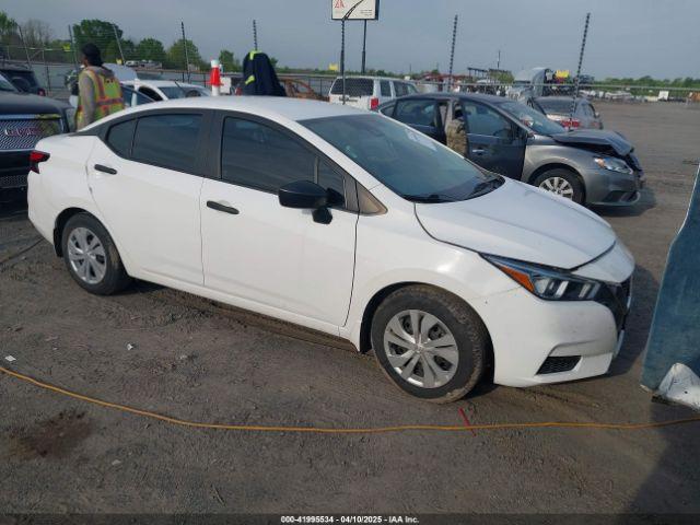  Salvage Nissan Versa