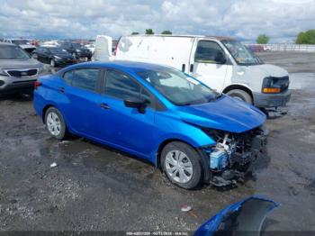  Salvage Nissan Versa