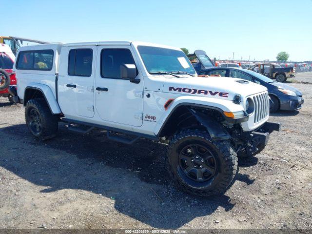  Salvage Jeep Gladiator