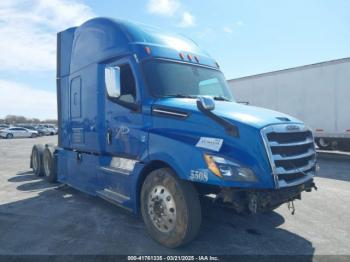  Salvage Freightliner New Cascadia 126