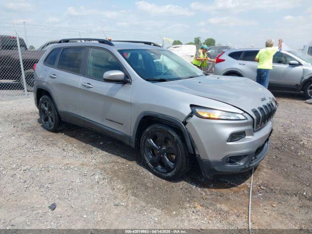  Salvage Jeep Cherokee
