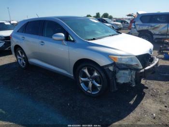  Salvage Toyota Venza