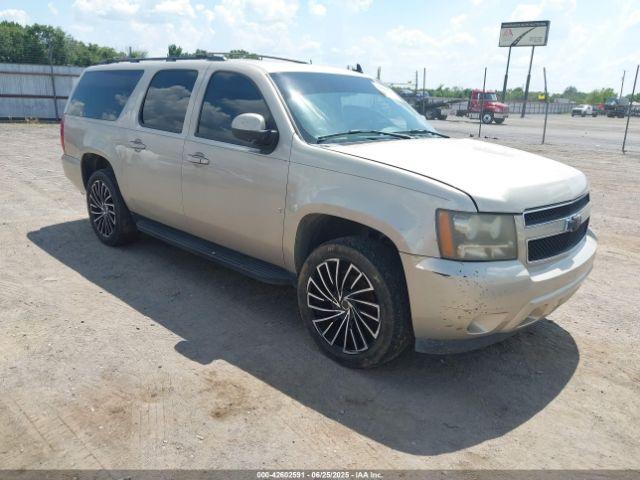  Salvage Chevrolet Suburban 1500
