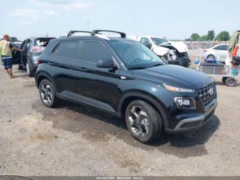  Salvage Hyundai VENUE