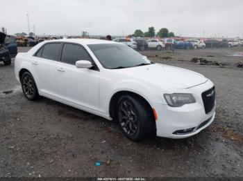  Salvage Chrysler 300