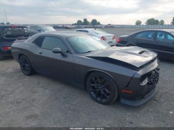  Salvage Dodge Challenger