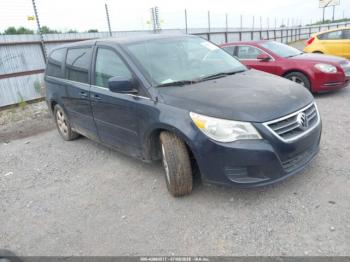  Salvage Volkswagen Routan