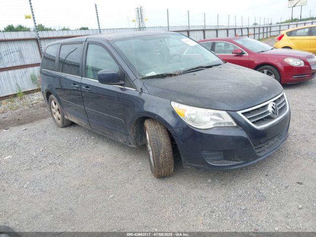  Salvage Volkswagen Routan