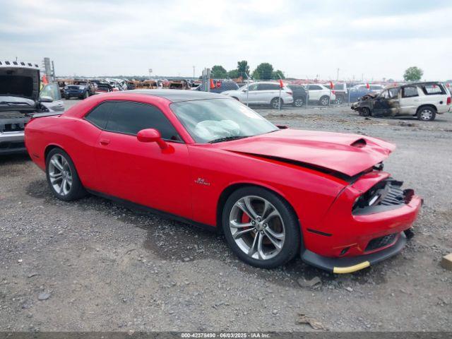  Salvage Dodge Challenger