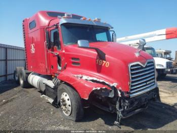  Salvage Mack 600