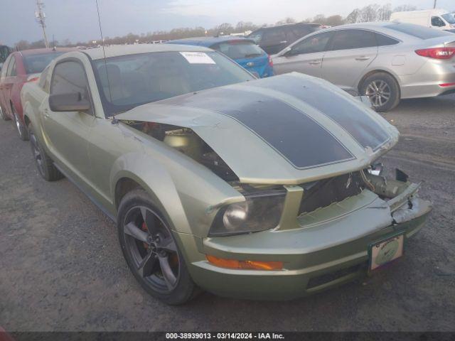  Salvage Ford Mustang