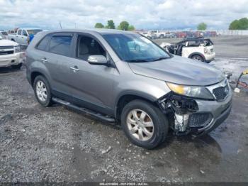  Salvage Kia Sorento