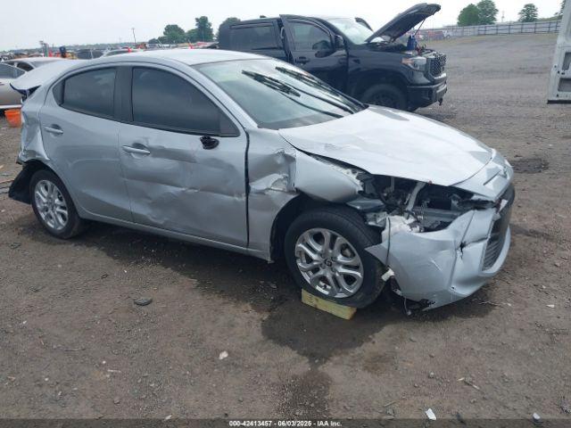  Salvage Toyota Yaris