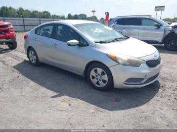 Salvage Kia Forte
