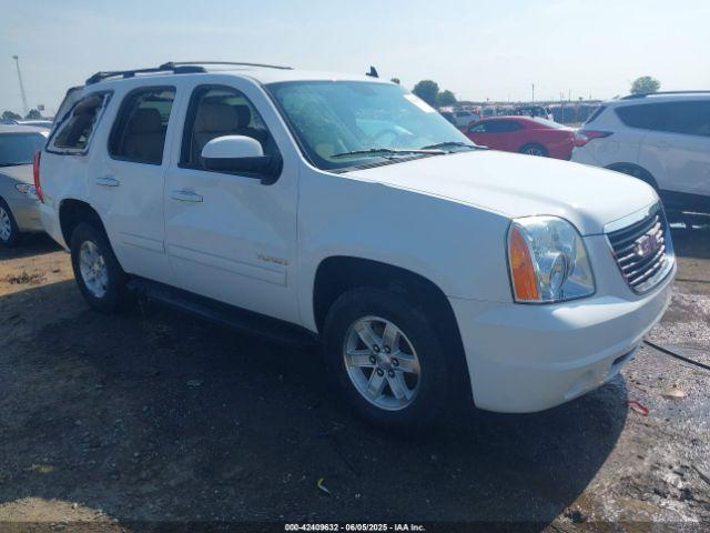  Salvage GMC Yukon