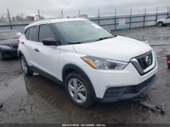  Salvage Nissan Kicks
