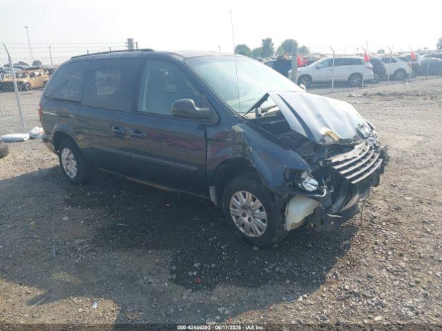  Salvage Chrysler Town & Country