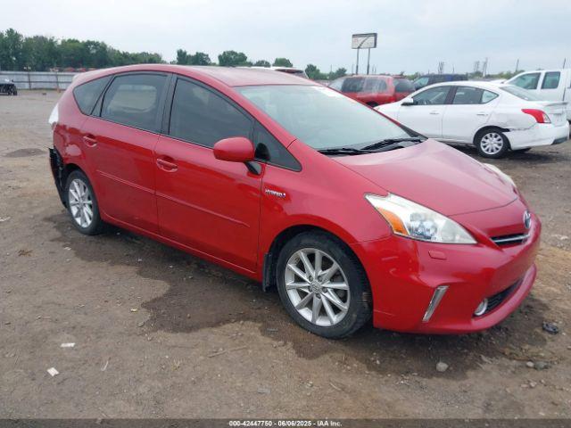  Salvage Toyota Prius v