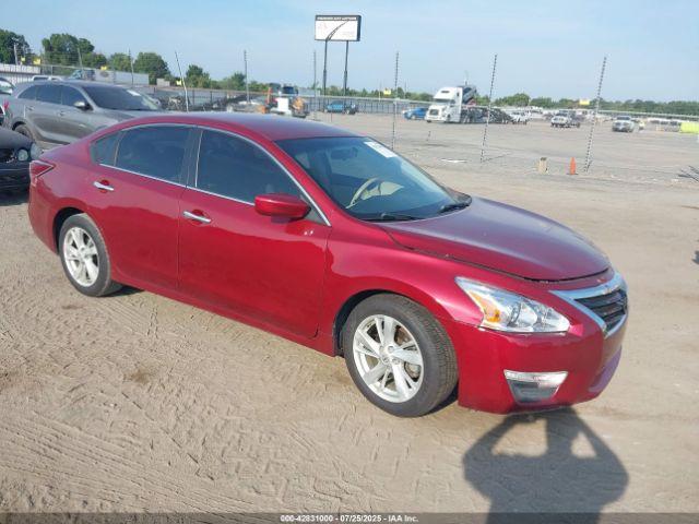  Salvage Nissan Altima