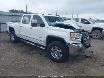  Salvage General Motors Sierra 3500HD