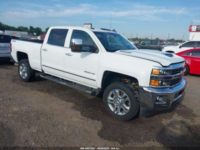  Salvage Chevrolet Silverado 2500