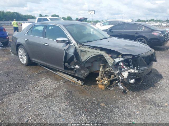  Salvage Chrysler 300