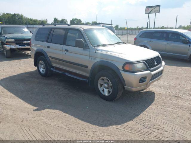  Salvage Mitsubishi Montero Sport