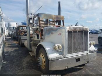  Salvage Peterbilt 379