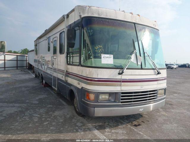  Salvage Chevrolet P30
