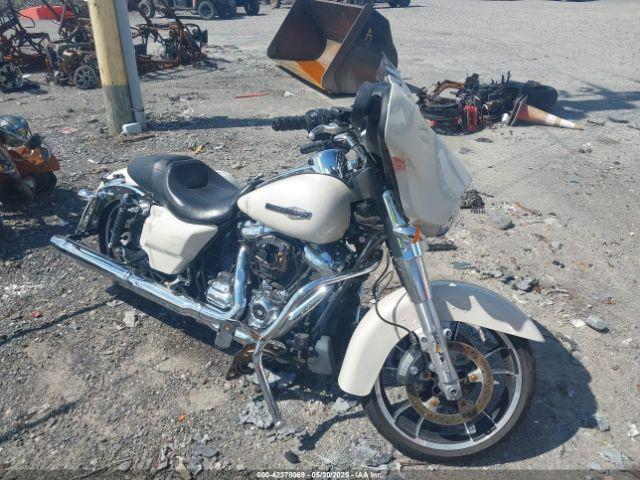  Salvage Harley-Davidson Flhx