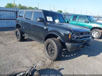  Salvage Ford Bronco